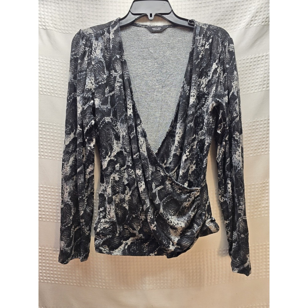 Simply Vera Wang Wrap Blouse Size Medium Long Sleeve Animal Print 7645